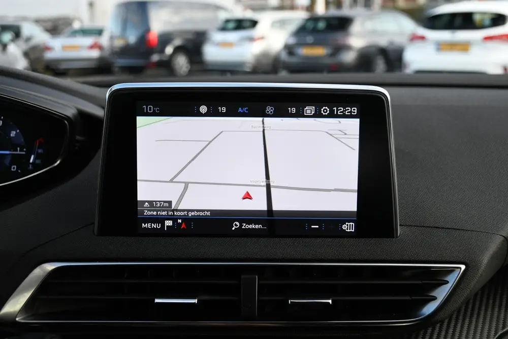 Peugeot 3008 1.2 Executive NAVIGATIE/ TREKHAAK/ CRUISE CONTR uit 2019, foto 20