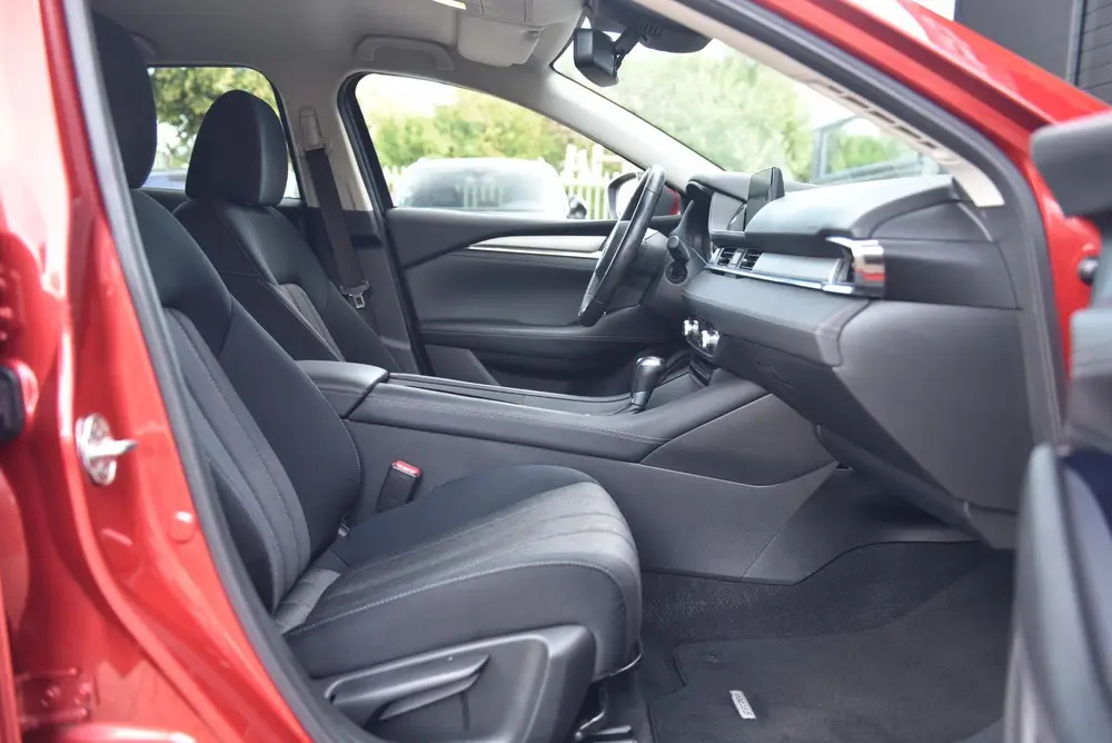 Mazda 6 2.0 SkyActiv-G 165 Trekhaak Navi Clima Cr uit 2020, foto 13