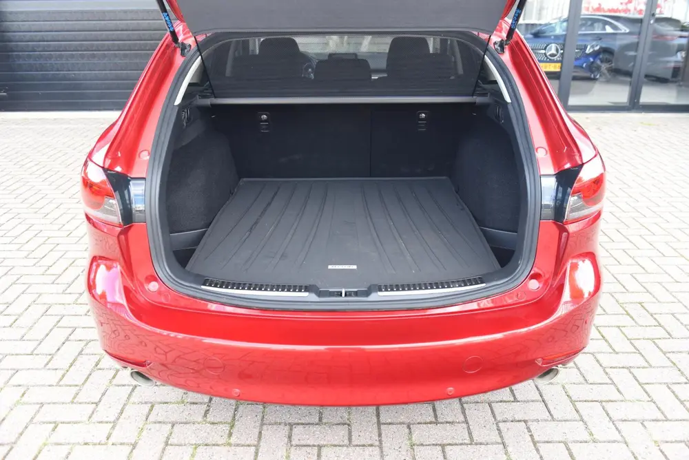 Mazda 6 2.0 SkyActiv-G 165 Trekhaak Navi Clima Cr uit 2020, foto 17
