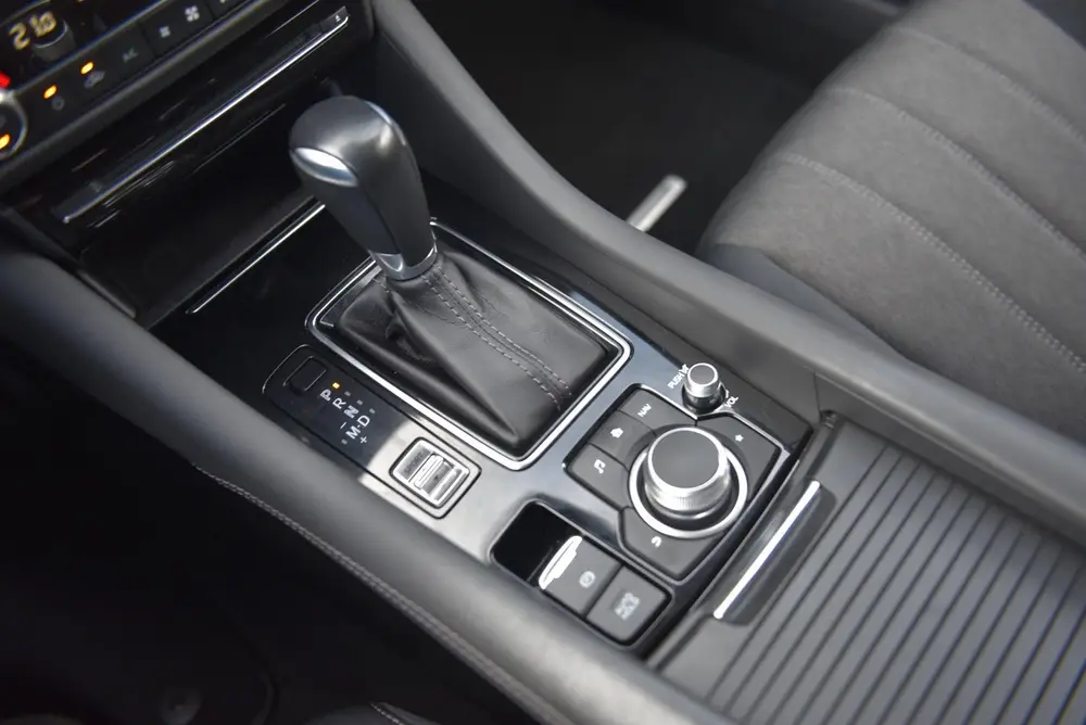 Mazda 6 2.0 SkyActiv-G 165 Trekhaak Navi Clima Cr uit 2020, foto 19
