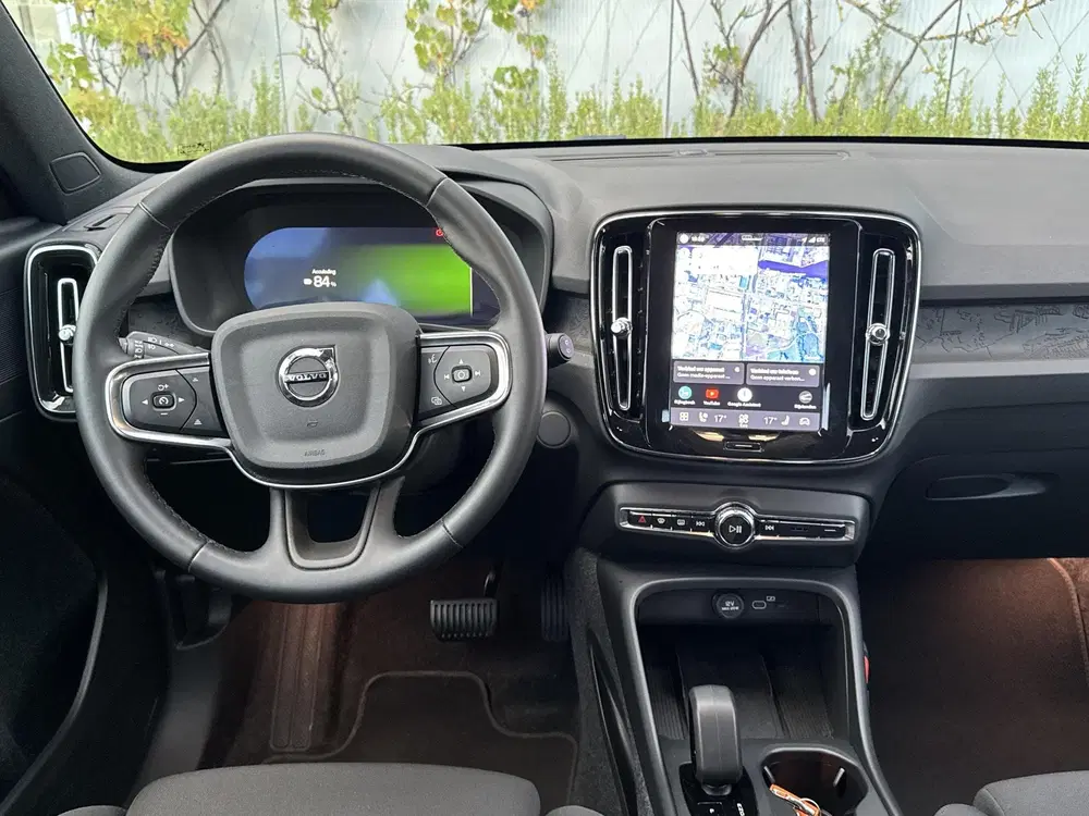 Volvo EX40 Single Motor Extended Range Plus 82 kWh uit 2025, foto 11