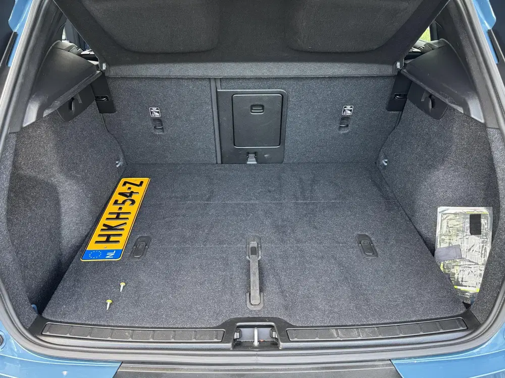 Volvo EX40 Single Motor Extended Range Plus 82 kWh uit 2025, foto 6