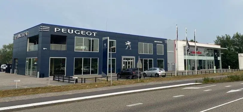 Peugeot 2008 1.2 PureTech Signature | Airco | Parkeersensore uit 2019, foto 5