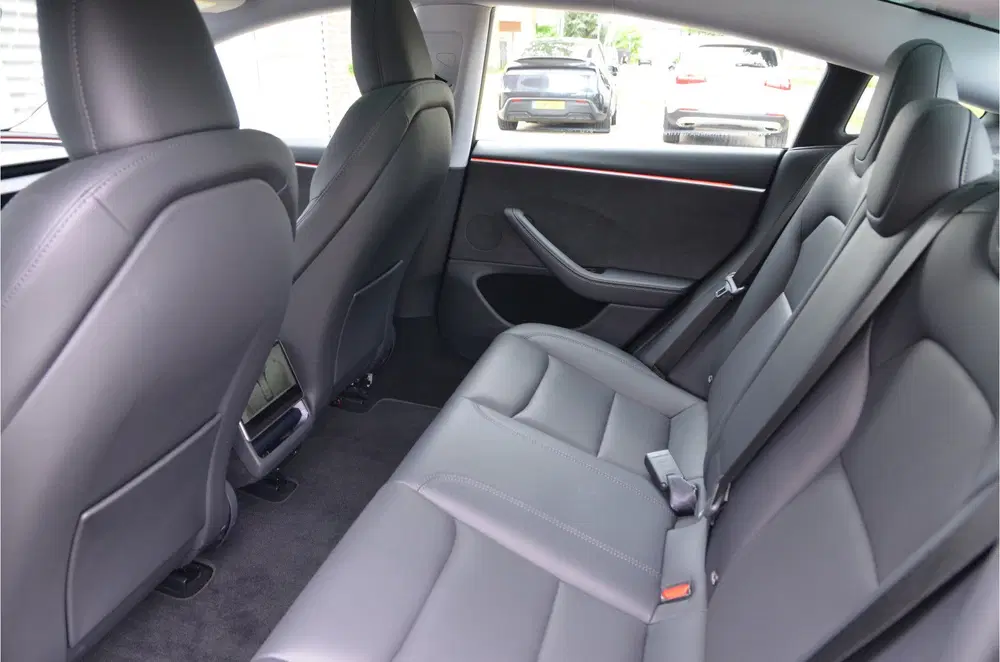 Tesla Model 3 Premium Long Range AWD 78 kWh Highland Aut uit 2023, foto 11