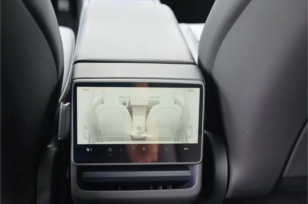 Tesla Model 3 Premium Long Range AWD 78 kWh Highland Aut uit 2023, foto 12