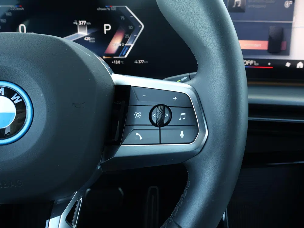 BMW iX1 xDrive30 67 kWh uit 2025, foto 18