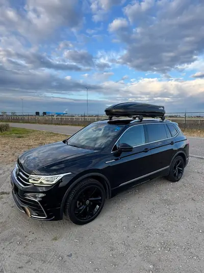 Volkswagen Tiguan Allspace 3 R-Line 1.5 TSI DSG | uit 2023