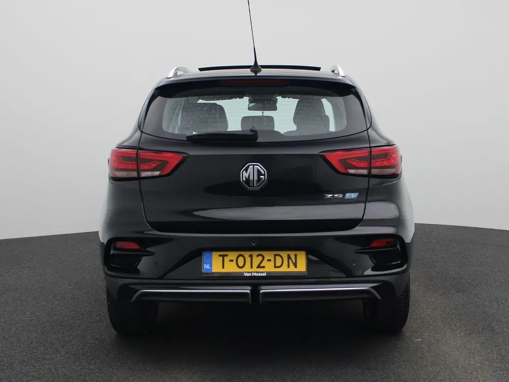 MG ZS Long Range Luxury 70 kWh uit 2023, foto 5