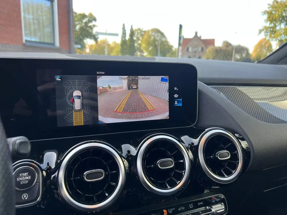 Mercedes-Benz B-Klasse 180 Business Solution AMG uit 2020, foto 19
