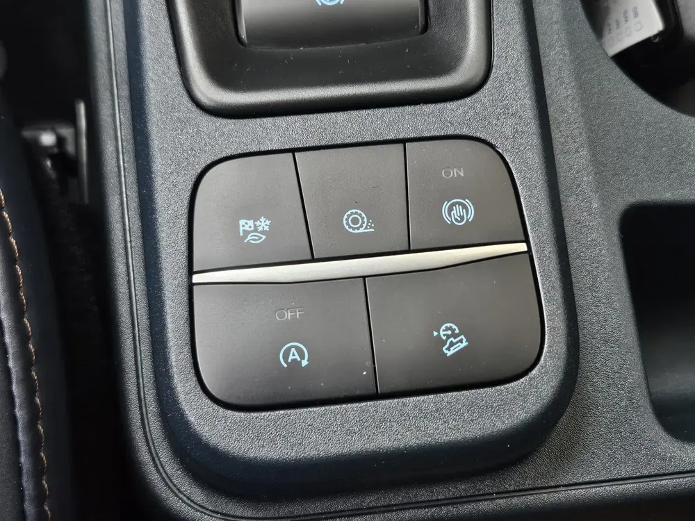 Ford F-150 Maverick 2.0L ECOBOOST LARIAT AWD FX4 uit 2026, foto 10