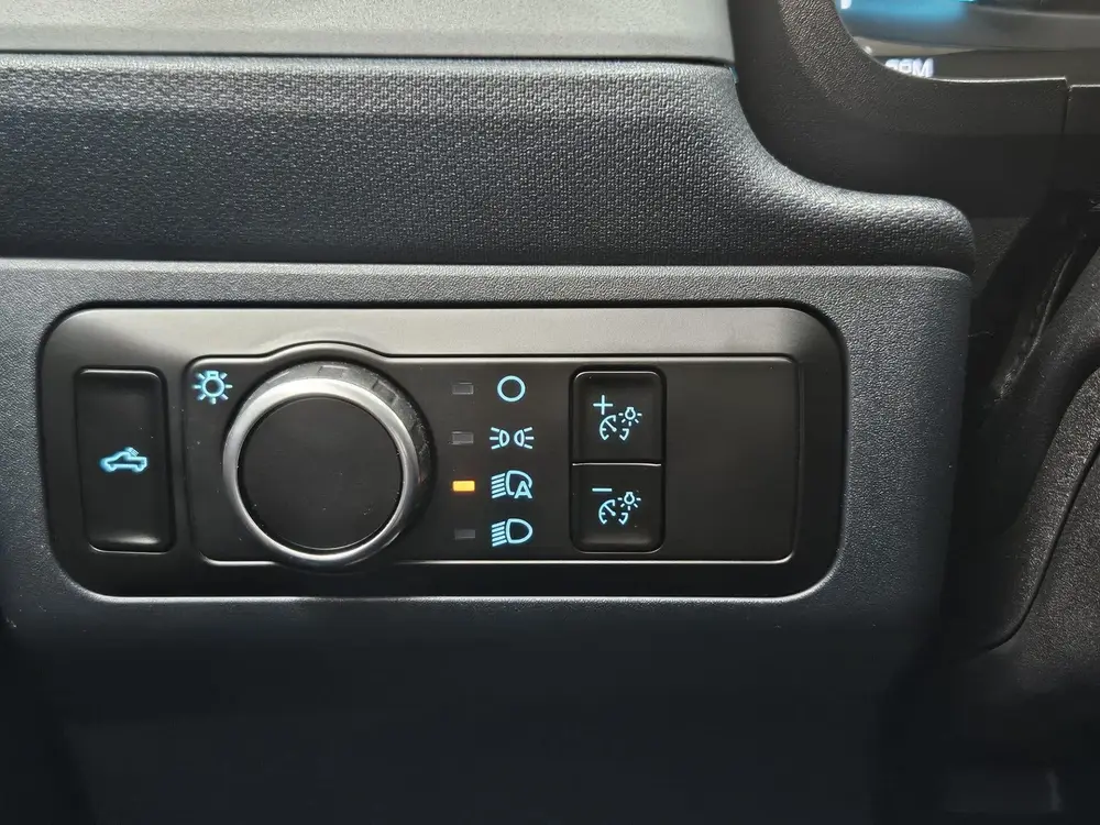 Ford F-150 Maverick 2.0L ECOBOOST LARIAT AWD FX4 uit 2026, foto 13