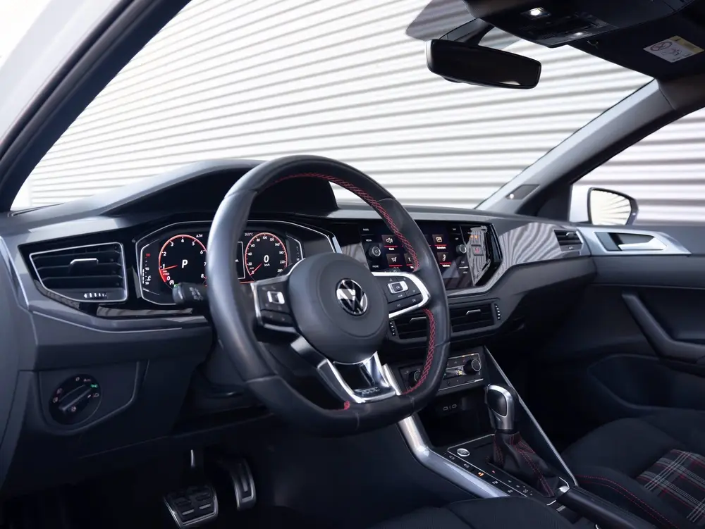 Volkswagen Polo 2.0 TSI GTI Pano Beats Navi Camera VOL! uit 2020, foto 19