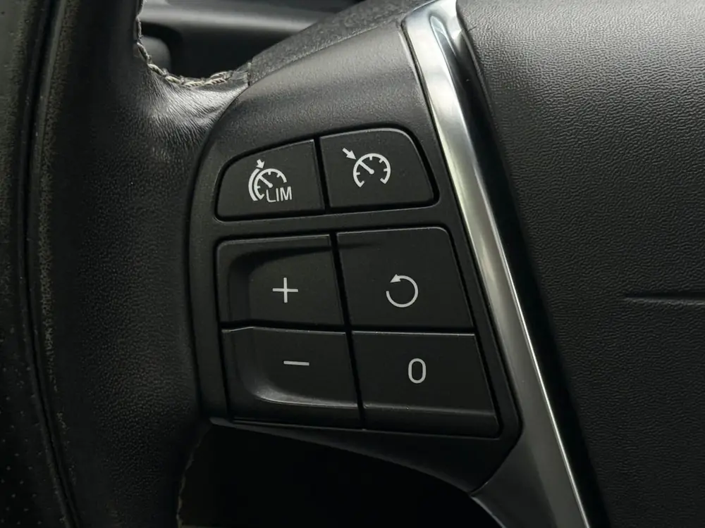 Volvo V40 1.5 T3 Polar+ Sport - AUTOMAAT - PANODAK - ZWART L uit 2019, foto 18
