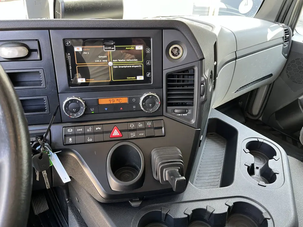 Mercedes-Benz Antos 2546 6X2 Bouwstoffenauto / Open laadbak uit 2019, foto 15
