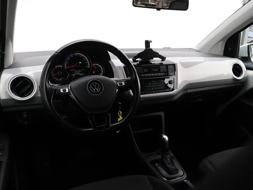 Volkswagen E-Up! | Cruisecontrol | Camera | Sfeerverlichting uit 2021, foto 17