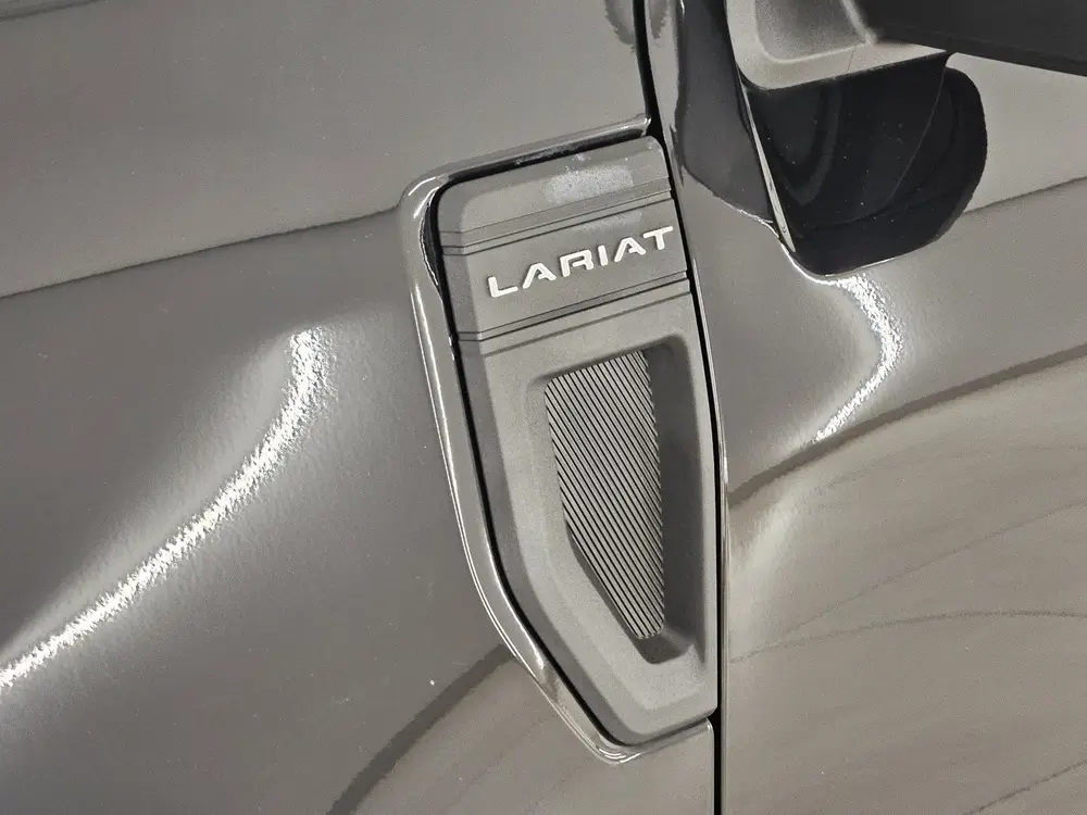 Ford F-150 USA F-150 Maverick 2.0L ECOBOOST LARIAT AWD FX4 uit 2026, foto 12