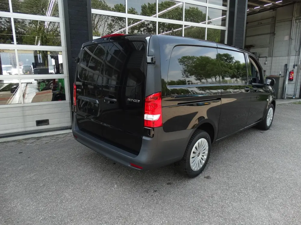Mercedes-Benz Vito 110 CDI L2 Pro uit 2026, foto 2
