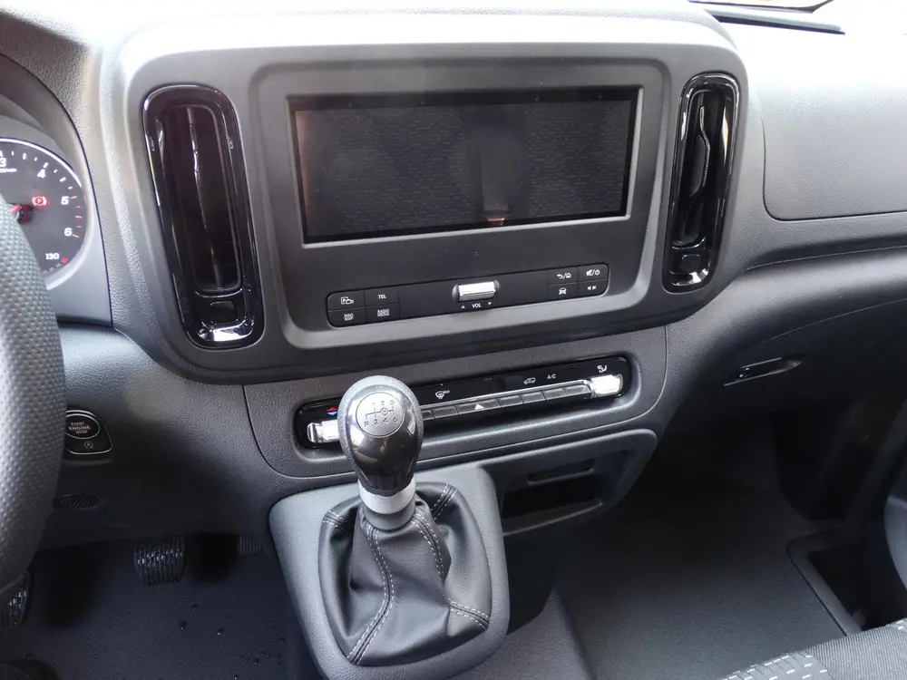 Mercedes-Benz Vito 110 CDI L2 Pro uit 2026, foto 7