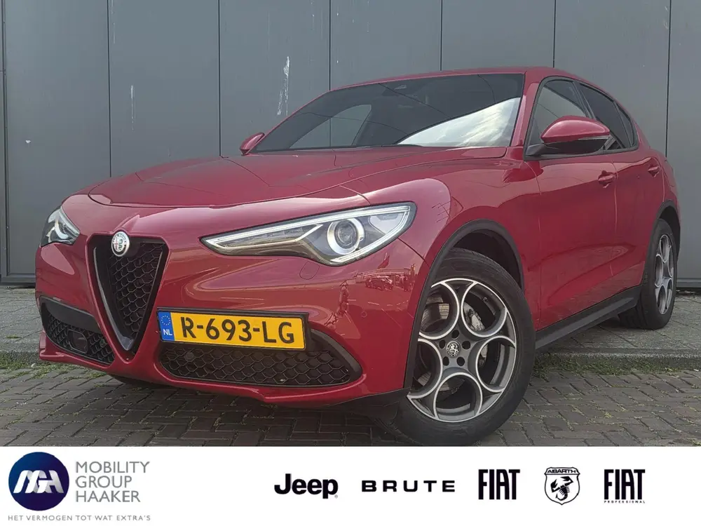 Alfa Romeo Stelvio 2.0 200pk Automaat AWD Sprint | Apple-And uit 2022