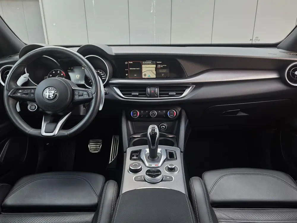 Alfa Romeo Stelvio 2.0 200pk Automaat AWD Sprint | Apple-And uit 2022, foto 12