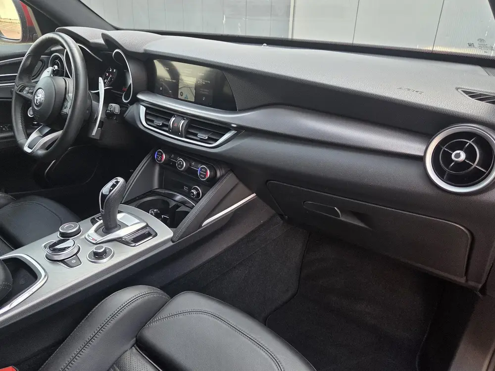 Alfa Romeo Stelvio 2.0 200pk Automaat AWD Sprint | Apple-And uit 2022, foto 13