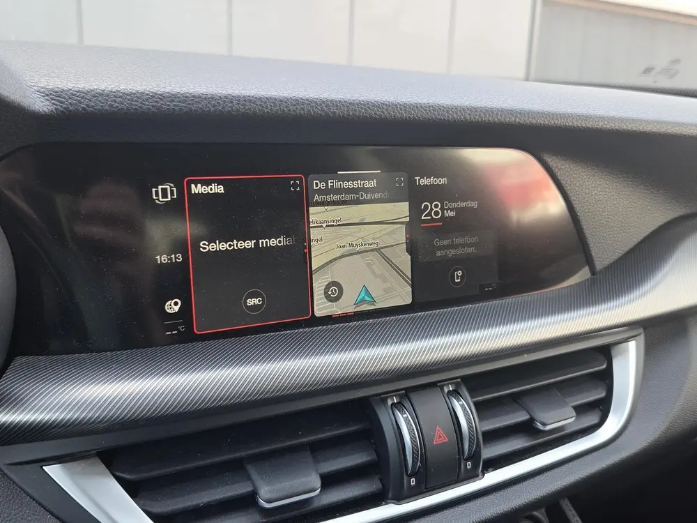 Alfa Romeo Stelvio 2.0 200pk Automaat AWD Sprint | Apple-And uit 2022, foto 16