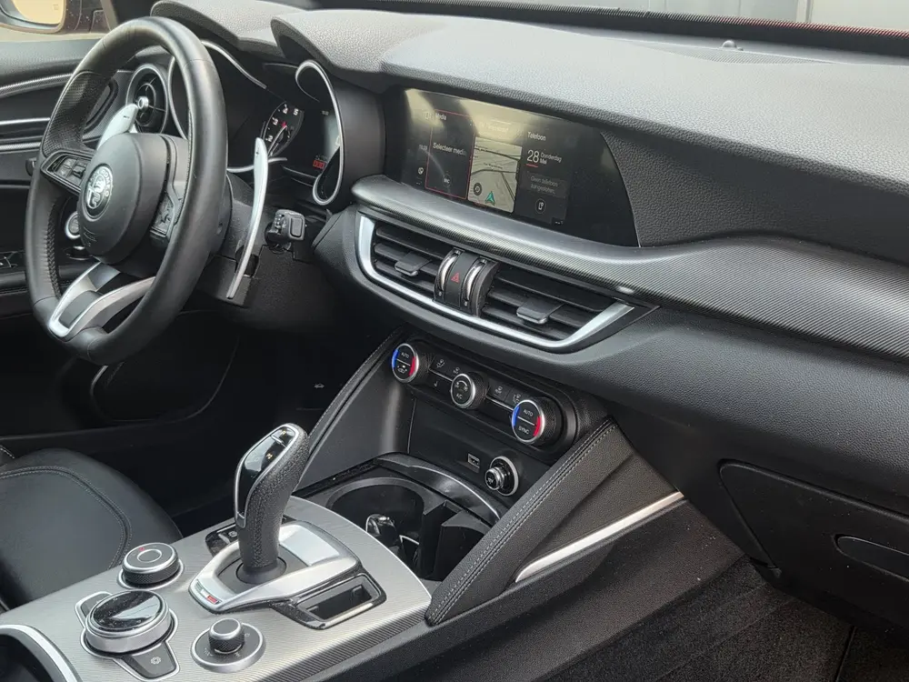 Alfa Romeo Stelvio 2.0 200pk Automaat AWD Sprint | Apple-And uit 2022, foto 4