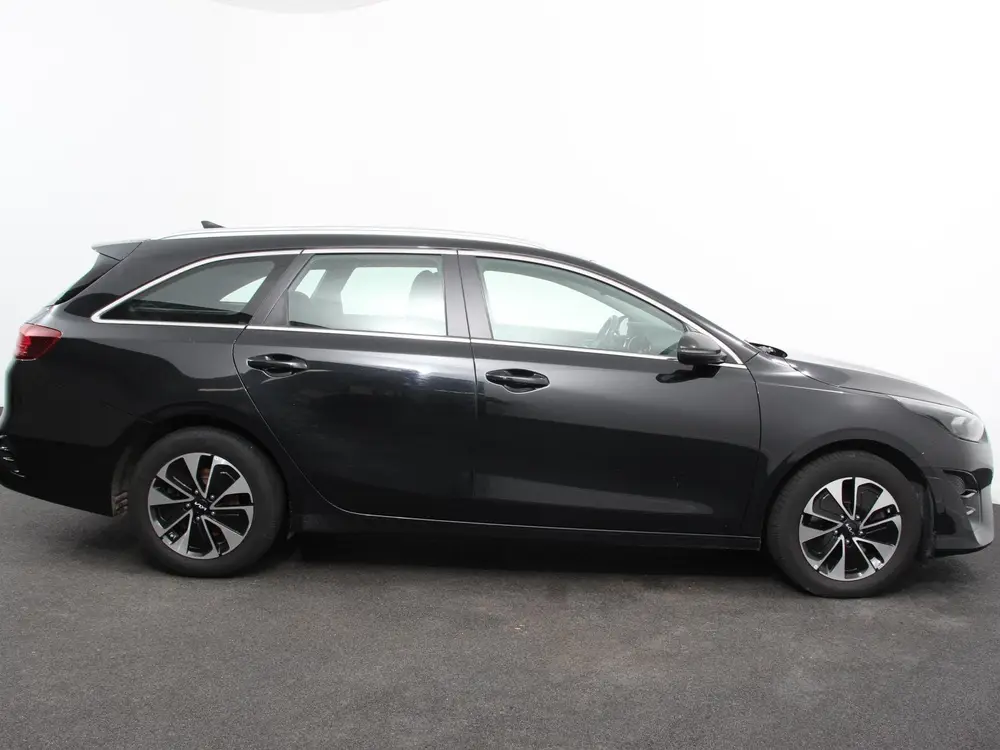 Kia Ceed 1.6 GDI PHEV DynamicLine Automaat Clima uit 2023, foto 7