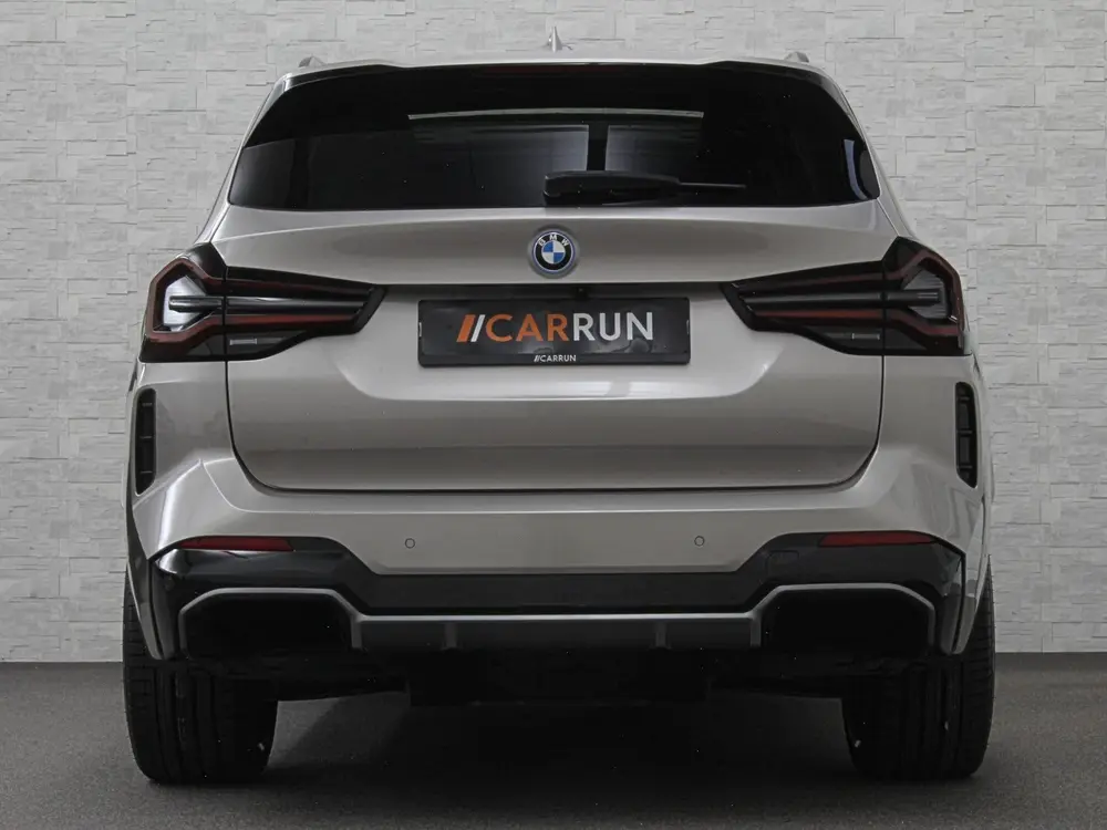 BMW iX3 M-Sport 80 kWh uit 2023, foto 12