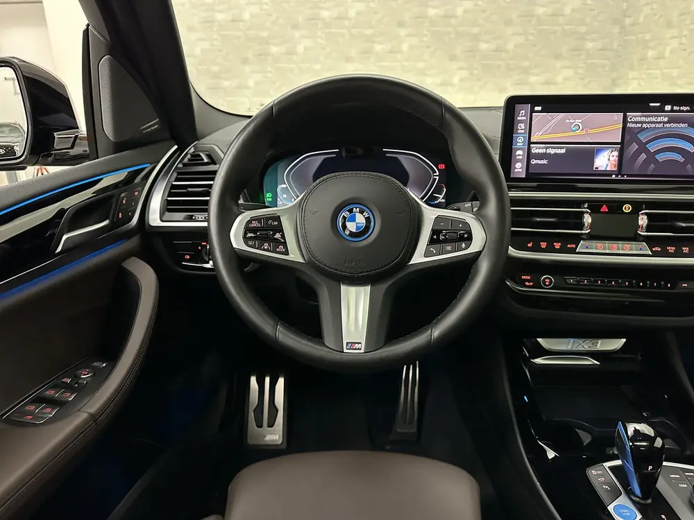 BMW iX3 M-Sport 80 kWh uit 2023, foto 6