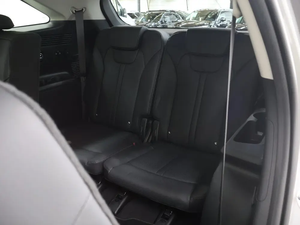 Kia Sorento 1.6 T-GDI Plug-in Hybrid 4WD ExecutiveLine uit 2024, foto 12