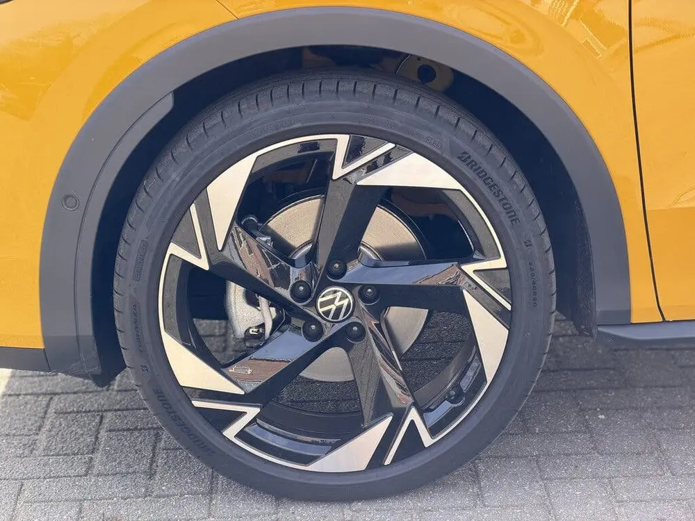 Volkswagen T-Roc 1.5 eTsi R-Line First Edition | HUD | 360° uit 2026, foto 6