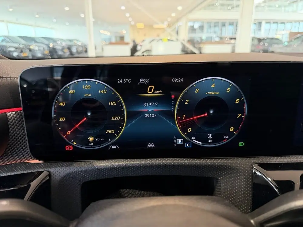 Mercedes-Benz CLA 200 Business Solution Luxury uit 2022, foto 10