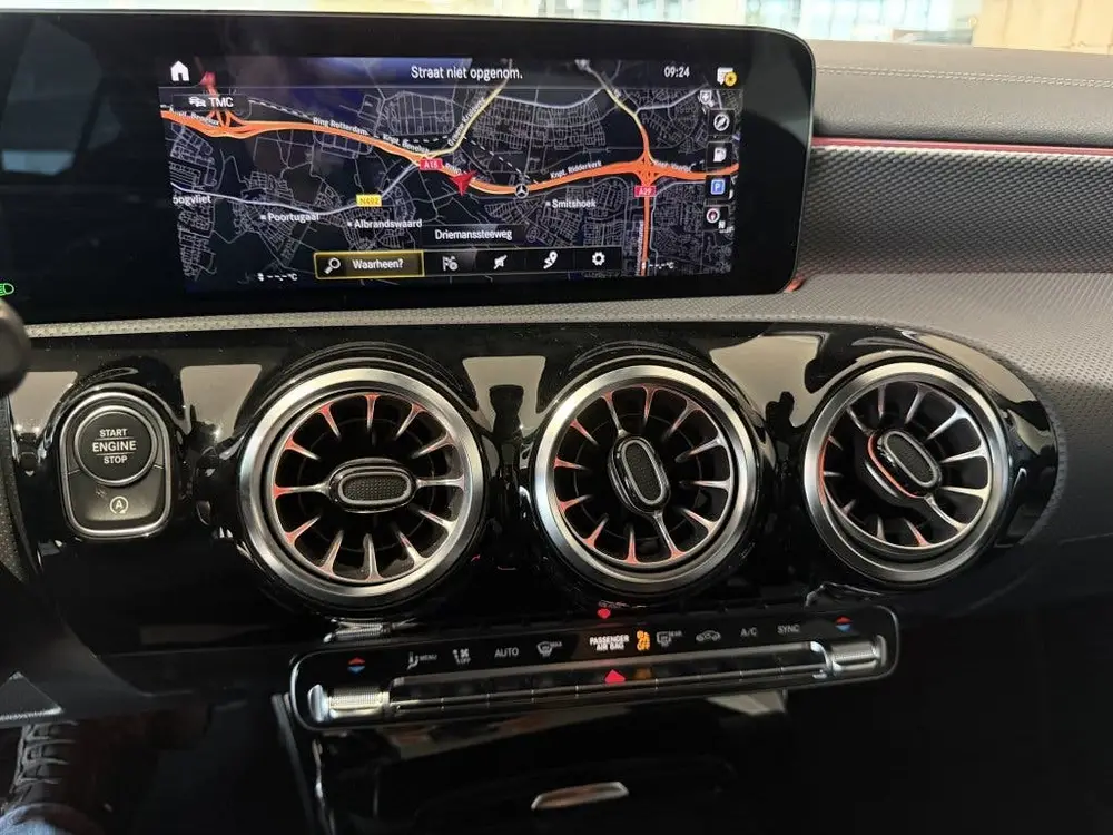 Mercedes-Benz CLA 200 Business Solution Luxury uit 2022, foto 11