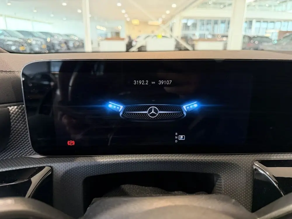 Mercedes-Benz CLA 200 Business Solution Luxury uit 2022, foto 6