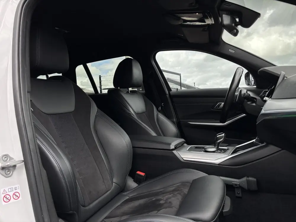 BMW 3-serie 330i Introduction Executive Edition pare uit 2019, foto 13