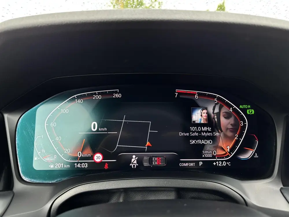BMW 3-serie 330i Introduction Executive Edition pare uit 2019, foto 15