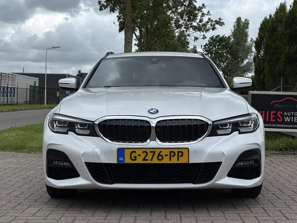 BMW 3-serie 330i Introduction Executive Edition pare uit 2019, foto 5