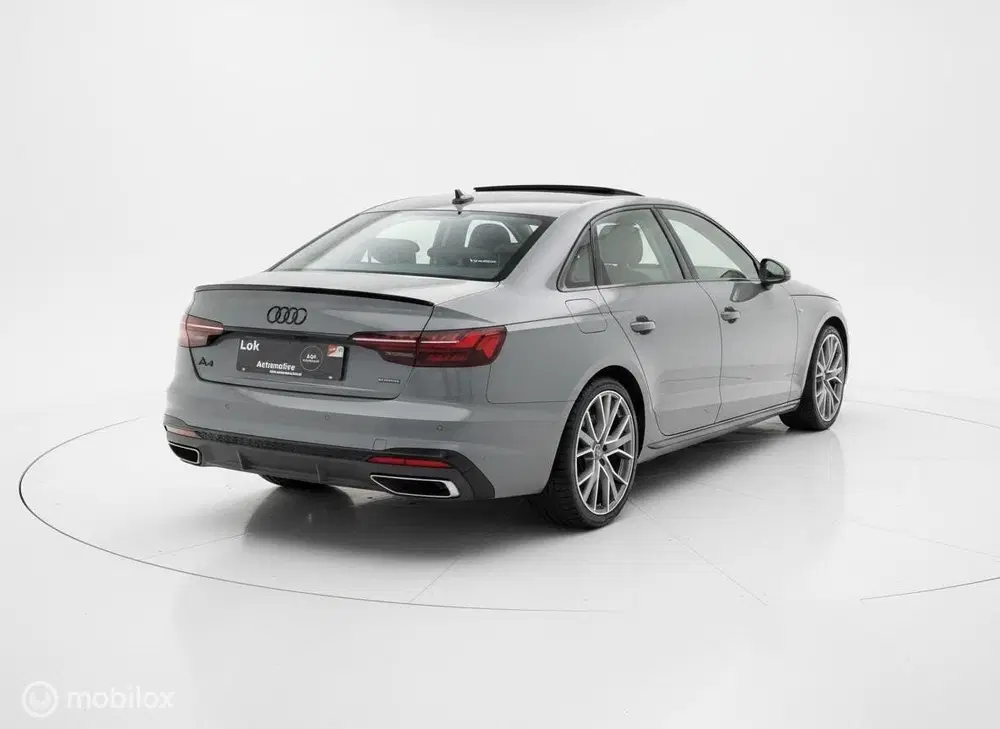 Audi A4 40 TFSI quattro S edition DAK uit 2022, foto 10