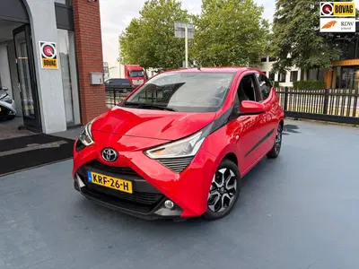 Toyota Aygo 1.0 VVT-i x-play AUTOMAAT LMV AIRCO uit 2021