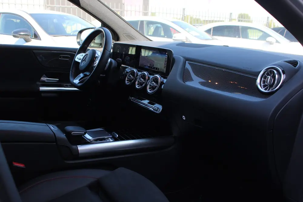 Mercedes-Benz B-Klasse 180 AUT7 AMG LINE SFEER KEY-LESS GO C uit 2019, foto 16