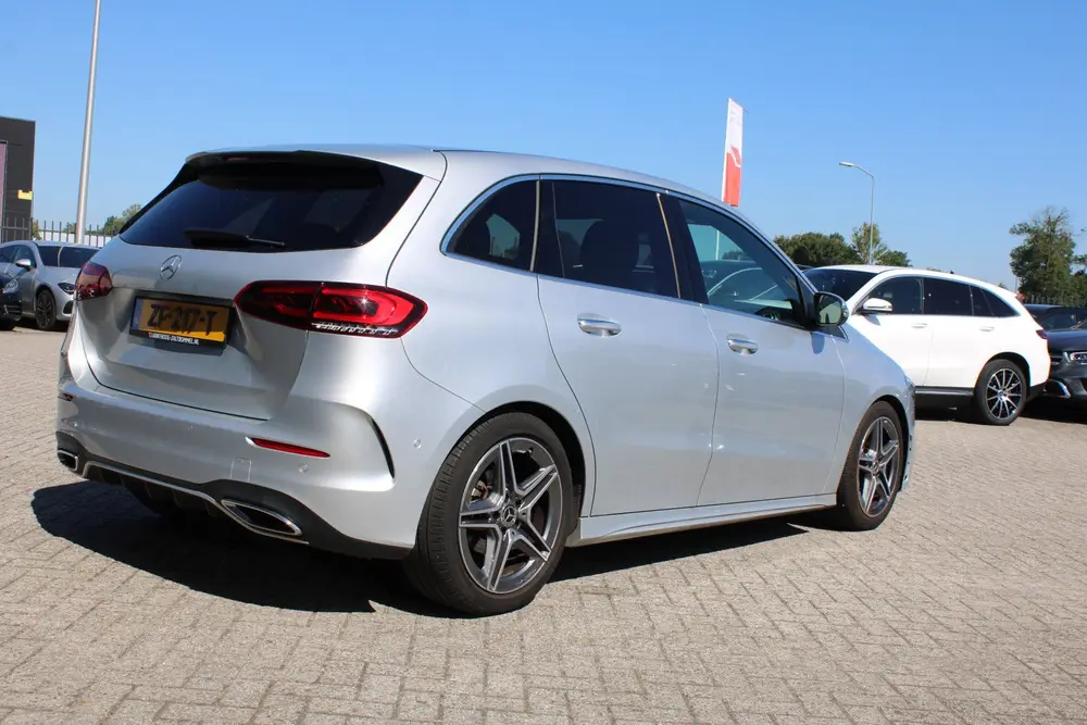 Mercedes-Benz B-Klasse 180 AUT7 AMG LINE SFEER KEY-LESS GO C uit 2019, foto 7