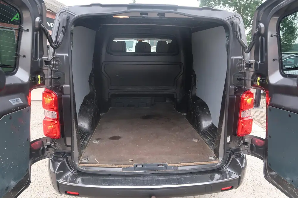 Toyota Proace 2.0 D-4D Creator Long DC uit 2019, foto 19