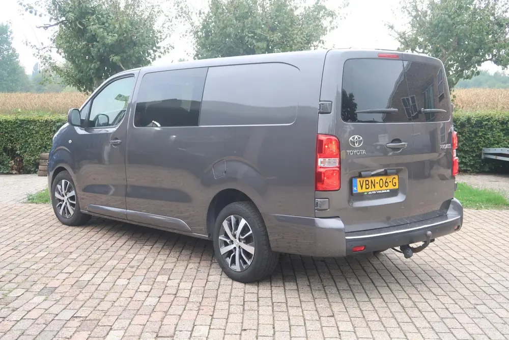 Toyota Proace 2.0 D-4D Creator Long DC uit 2019, foto 6