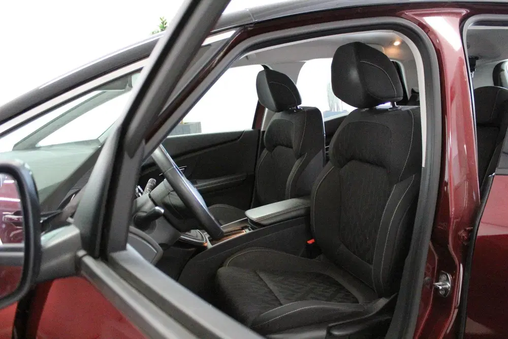 Renault Scenic Scénic 1.3 TCe Limited uit 2020, foto 10