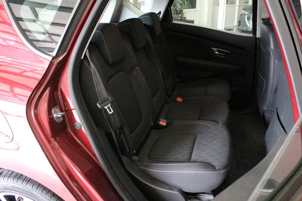 Renault Scenic Scénic 1.3 TCe Limited uit 2020, foto 14
