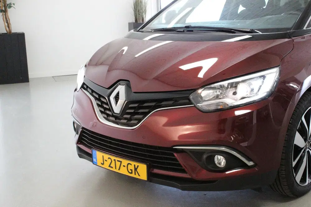 Renault Scenic Scénic 1.3 TCe Limited uit 2020, foto 17