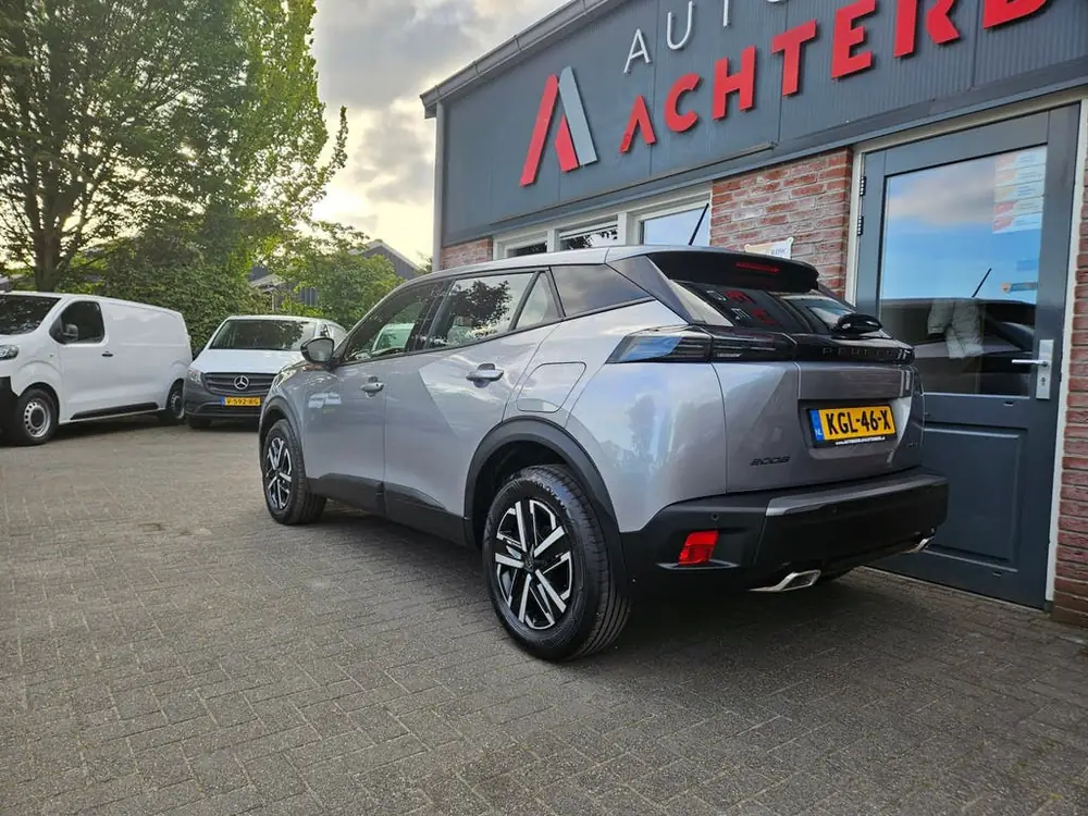 Peugeot 2008 1.2 Hybrid 136 Style Carplay! LED! Automaat! Cr uit 2025, foto 3