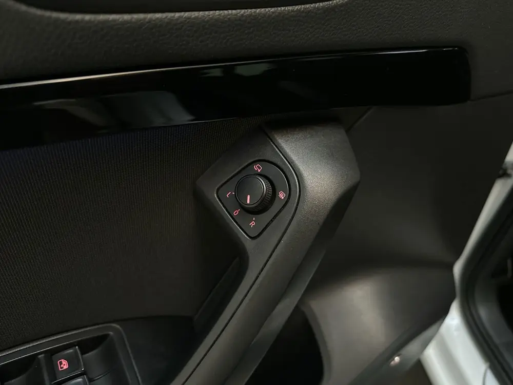 SEAT Ateca 1.5 TSI 150pk DSG FR Business Intense Navigatie C uit 2019, foto 20