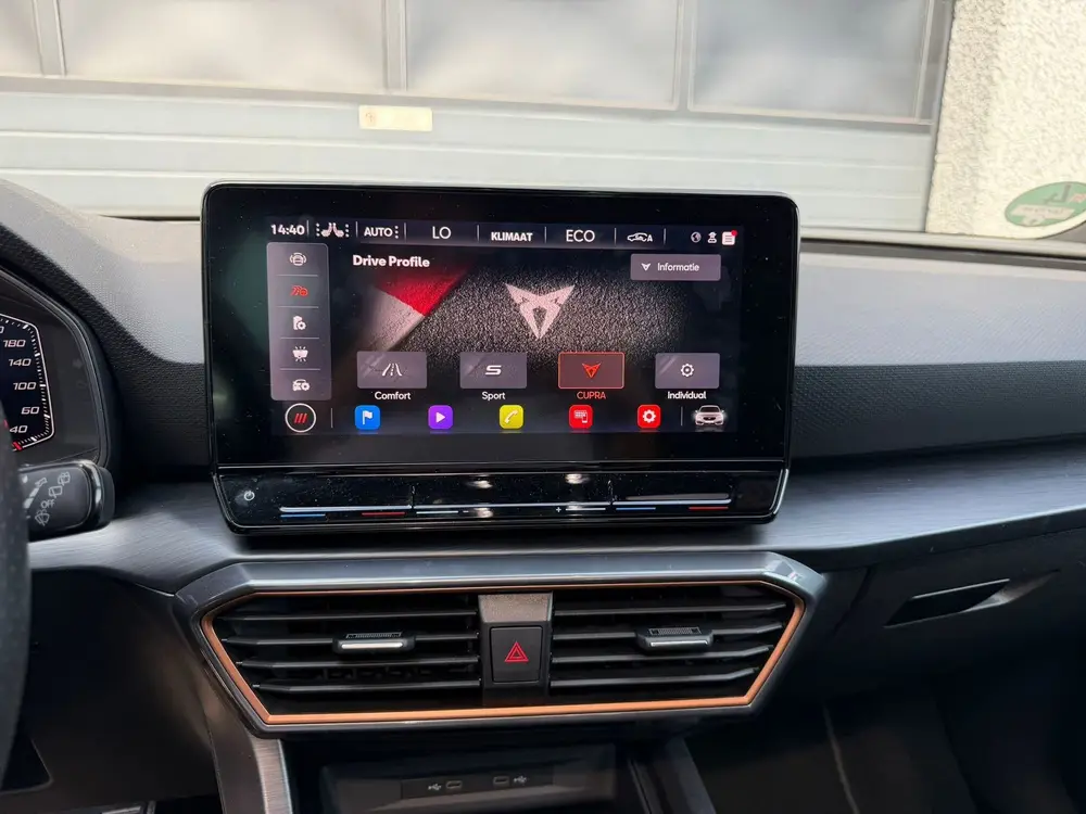 Cupra Leon 1.4 e-Hybrid VZ Copper Edition Pano Keyles uit 2021, foto 17